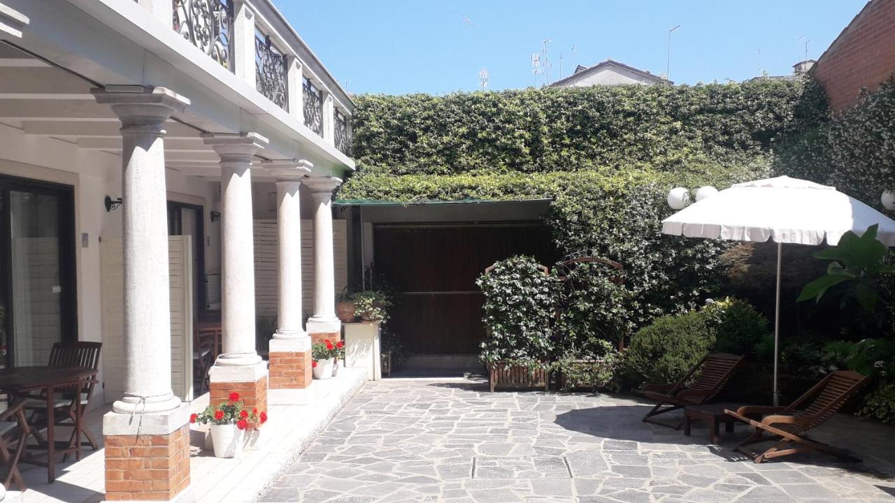 Casa Di Carlo Goldoni - Dimora Storica Bed & Breakfast Чоджия Екстериор снимка